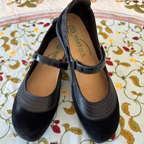 Naot Shoes - Naot Kirei Black Mary Jane Flats